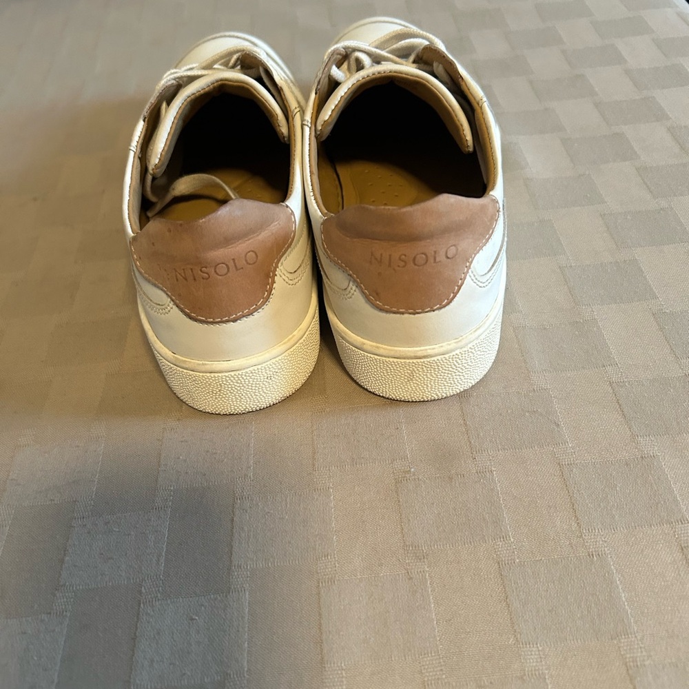 Nisolo Bria Go To Court Lace Up Leather Sneakers - Picture 5 of 13